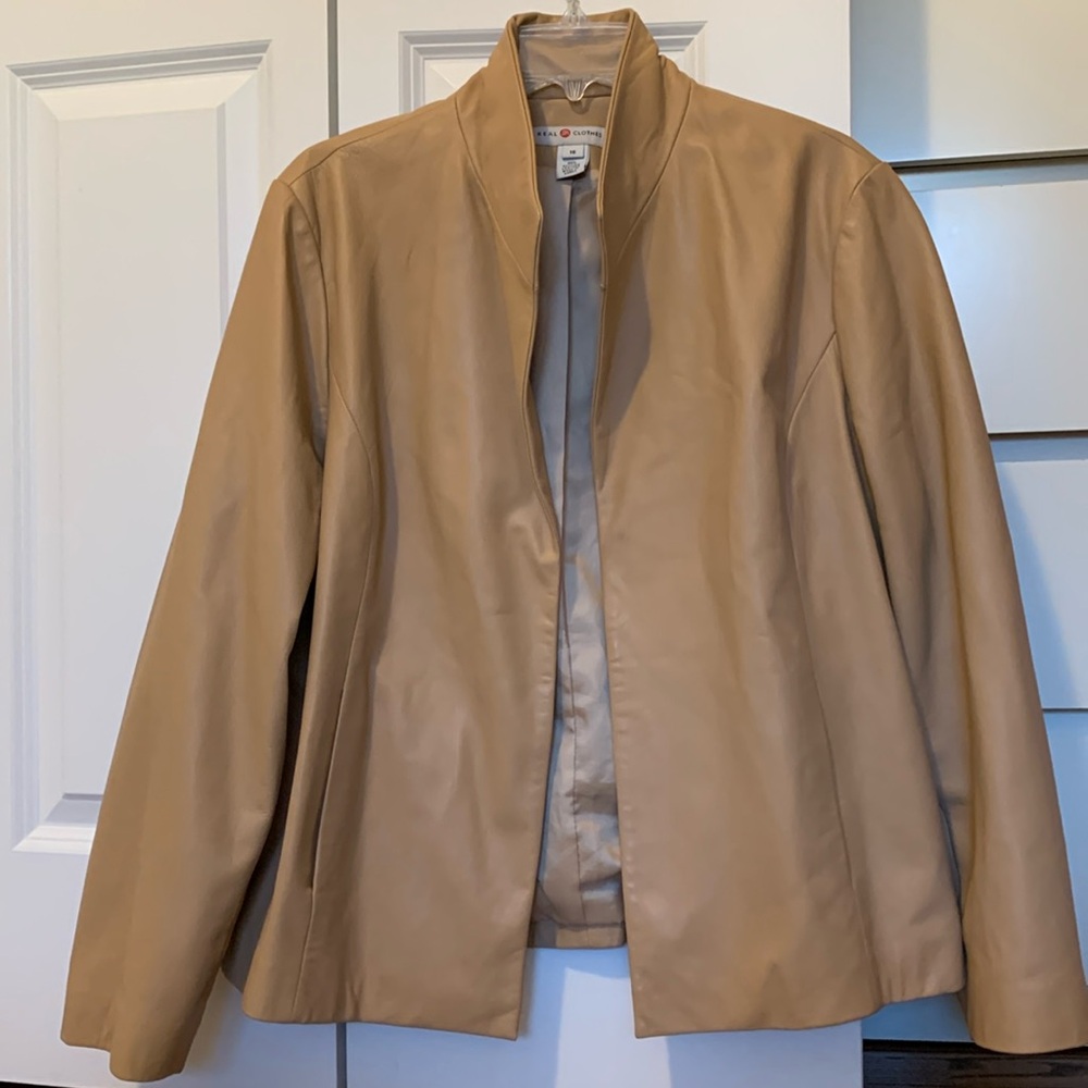 Saks Fifth Avenue women’s open leather jacket size 16